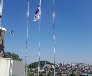 동원F&B 청주공장 - 국기봉설치