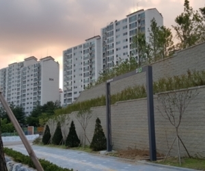 금천동 금빛도서관 현수막게시대